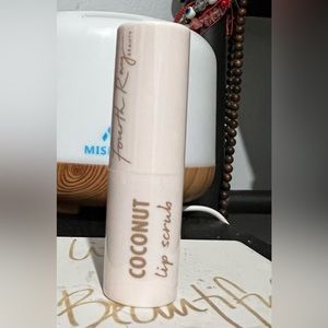 Colour pop coconut lip scrub